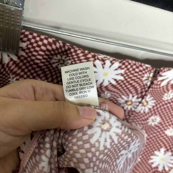 Altar'd State White Daisies Mini Skirt Back Zipper with Pockets Women's Size XS - Picture 7 of 10